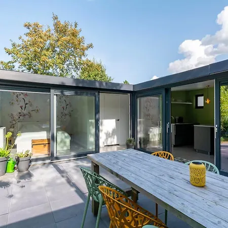 In Sint Maartenszee With Garden Views Holiday home Sint Maartensvlotbrug