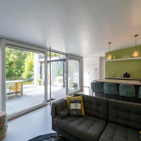 In Sint Maartenszee With Garden Views Holiday home Sint Maartensvlotbrug