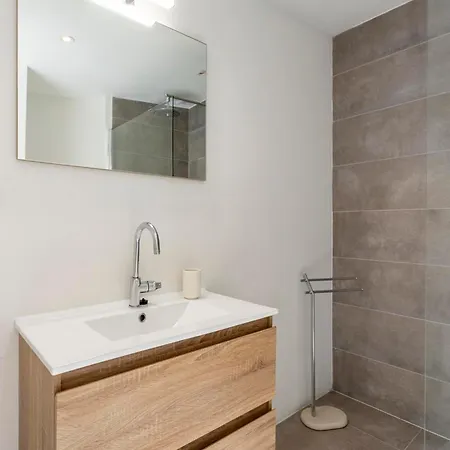 Feriehus In Sint Maartenszee With Garden Views *