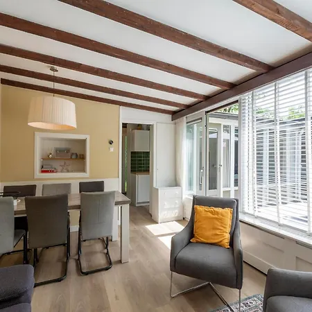 Feriehus In Sint Maartenszee With Garden Views