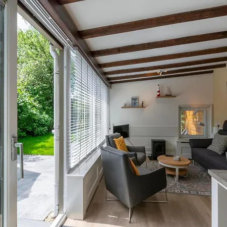 Feriehus In Sint Maartenszee With Garden Views