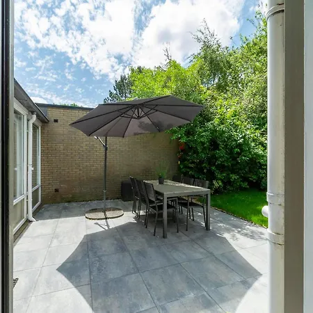 Feriehus In Sint Maartenszee With Garden Views *