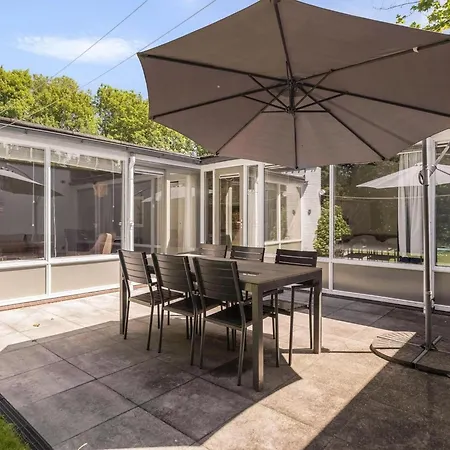 Feriehus In Sint Maartenszee With Garden Views *