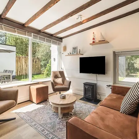 Feriehus In Sint Maartenszee With Garden Views Sint Maartensvlotbrug