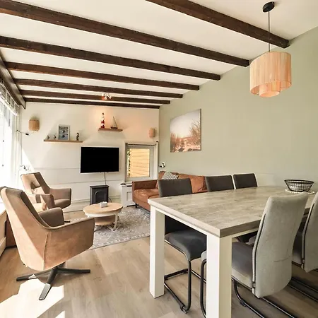 Feriehus In Sint Maartenszee With Garden Views