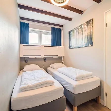 Feriehus In Sint Maartenszee With Garden Views