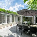 Prázdninový dům In Sint Maartenszee With Garden Views *
