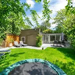 In Sint Maartenszee With Garden Views * Sint Maartensvlotbrug